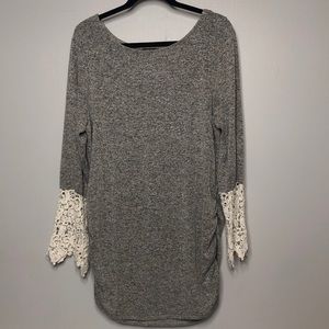 Stork & Babe maternity shirt